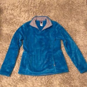 Womens Fleece North Face Pull over - Never Worn!